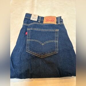 Levi’s NWT Men’s 505 straight leg